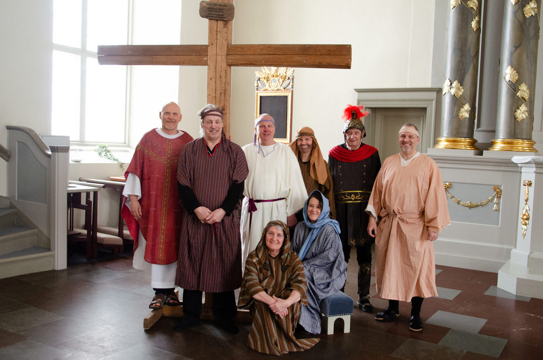 Påskvandring i kyrkan